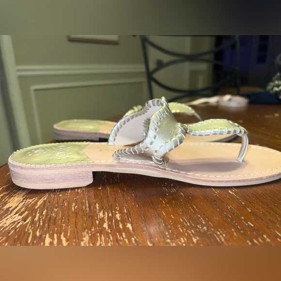 Jack Rogers Gold Sandals Size 8 - Picture 5 of 8